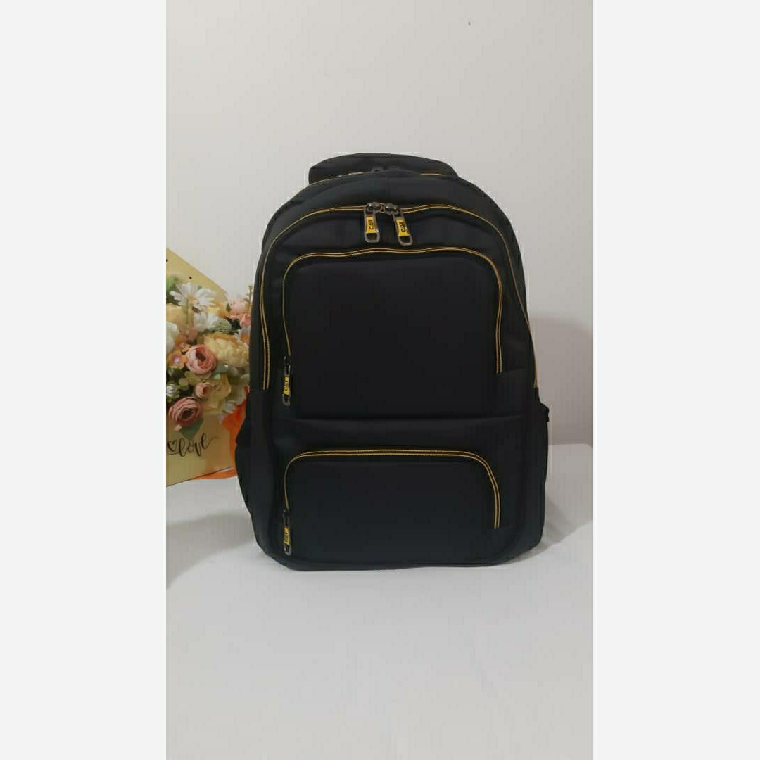 کوله پشتی اسپرت (دست دوز بهار)